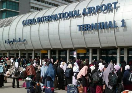 أميركا تحظر نقل الشحنات من مطار القاهرة