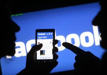 الاحتلال يعتقل مقدسيا بتهمة التحريض على الفيسبوك