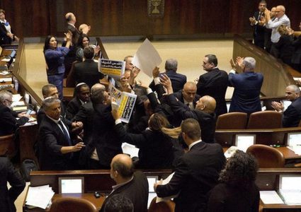 النواب العرب: طردنا من الكنيست الإسرائيلي كان وحشيًا وغير مسبوق