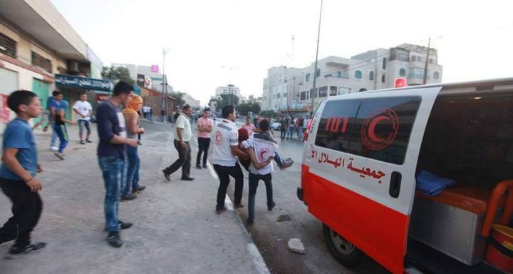 إصابات بالاختناق خلال مواجهات مع الاحتلال وسط الخليل