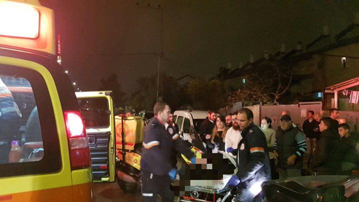 بالفيديو: مصرع مواطن فلسطيني ومستوطنة بحادث سير مروع "محدث"