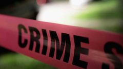 عمره 80 عاماً.. ويسطو على بنك