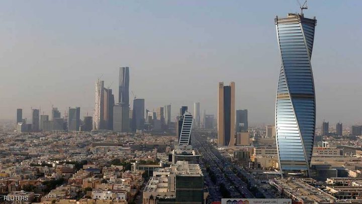 السعودية تلفت إلى "تفاصيل غير دقيقة" بشأن التأشيرة السياحية
