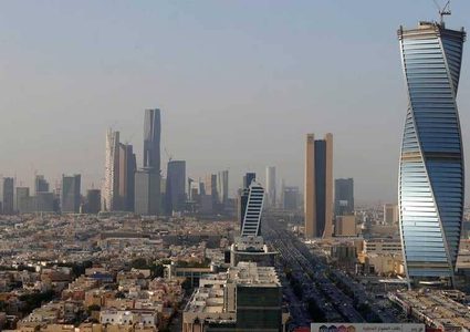 السعودية تلفت إلى "تفاصيل غير دقيقة" بشأن التأشيرة السياحية