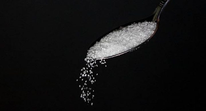 علماء يكشفون التأثير القاتل للسكر على الأوعية الدموية