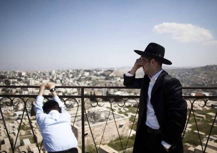 إسرائيل تفتح مقابر أطفال لحل لغز عمره 70 عاما