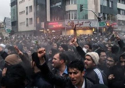 إيران: ضبط 23 قنبلة جاهزة للانفجار عن بعد شرق البلاد