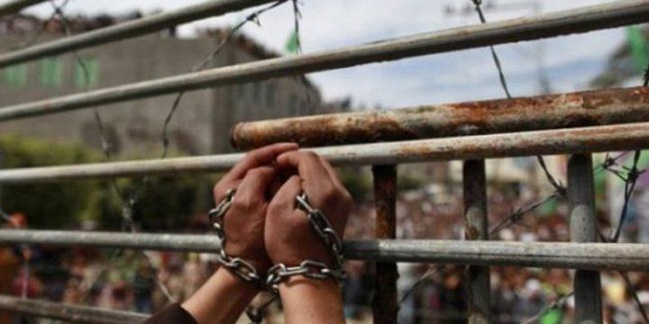 3 أسرى يدخلون أعوامًا جديدة