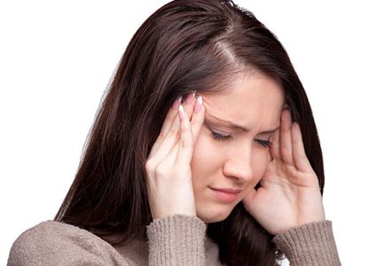 أطعمة عليكِ تجنبها عند الإصابة بالصداع النصفي