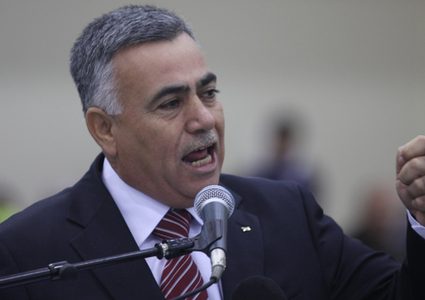 الأعرج يشيد باعتراف بلدية جونفيلييه الفرنسية بدولة فلسطين