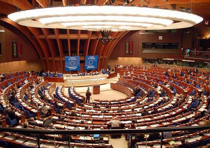 الجمعية البرلمانية لمجلس أوروبا تدعو لاستئناف عملية السلام