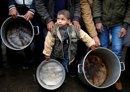 غزة تقترب من الانهيار التام والديون تثقل كاهل التجار والمواطنين