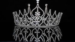 بالصور: سوريّة تفوز بلقب ملكة جمال العرب في أميركا