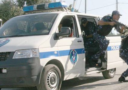 الشرطة تعثر على تسع عبوات ناسفة مزروعة في أحد شوارع بلدة علار