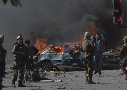 طالبان تقتل أكثر من 90 شخصا في تفجير بكابل