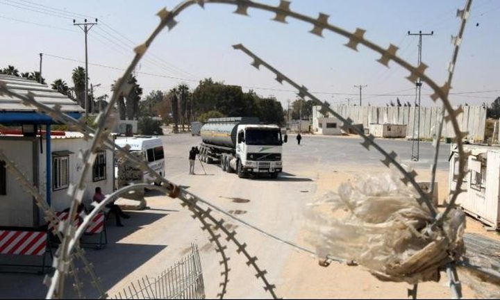 نائب مدير عام الجمارك: عدد الشاحنات الداخلة إلى غزة يتقلص ولا بد من إتمام المصالحة