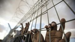 4 أسرى يدخلون أعوامًا جديدة في سجون الاحتلال