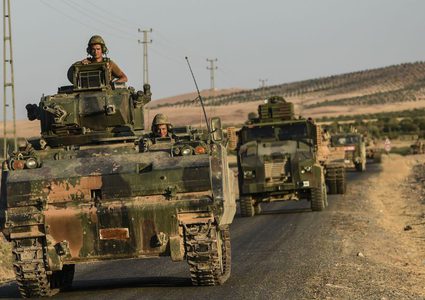 تصاعد المعارك في عفرين واتهامات لتركيا باستخدام النابالم