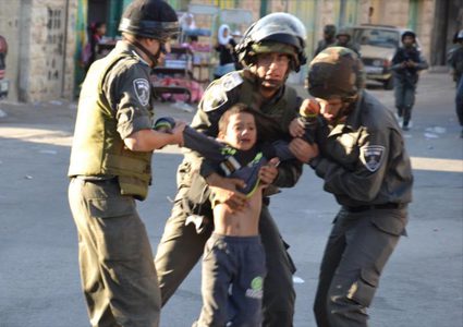 إفادات قاسية لأطفال تعرضوا للضرب على أيدي جنود الاحتلال