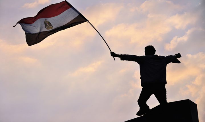 ماذا يحدث في مصر ... سيناريوهات انتخابات الرئاسة 2014 تتكرر (فيديو)