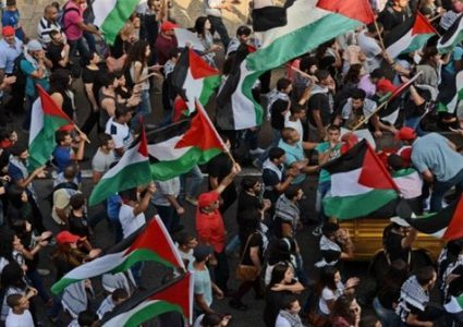 "الإعلام": اليوم العالمي لدعم حقوق شعبنا في الداخل صرخة ضد التمييز العنصري