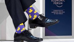 "جوارب البطة"  الخاصة ب جاستن ترودو تسرق الأضواء في مؤتمر عالمي