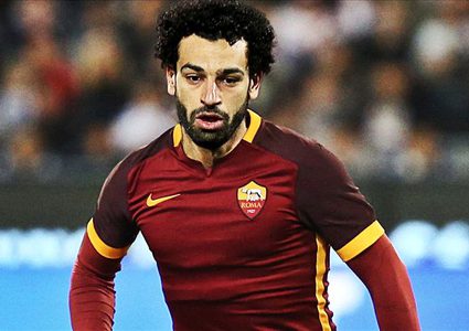 اللاعب المصري الدولي محمد صلاح يكسر رقمًا عمره أكثر من قرن