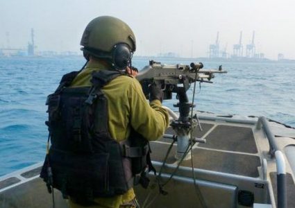 الإحتلال يحذر من استخدام حزب الله "سفن انتحارية"