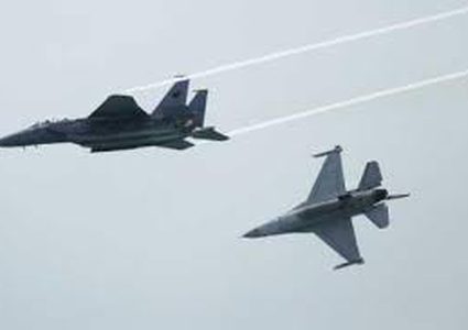 سوخوي 27 تعترض هدف جوي مجهول من الحدود الجوية الروسية فوق البحر الأسود