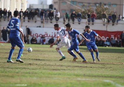 "الزعيم" يقلب الطاولة على "النشامى" بدوري غزة الممتاز