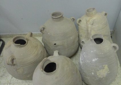 ضبط مواد أثرية في جنين