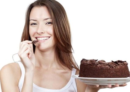 النوم الجيد يجنّبك تناول السكريات