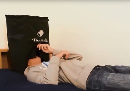 اختراع جديد لعشاق الأفلام "سينما محمولة"!