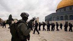 ادعيس: القدس تعاني الهجر والتهجير
