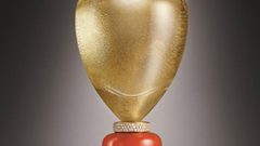 بيع أغلى زجاجة عطر في العالم