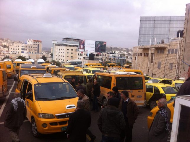 الوقائي ينهي مشكلة مجمع المركبات المركزية في الخليل