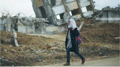 ملادينوف من "تل أبيب" : يحذر ... غزة تنهار