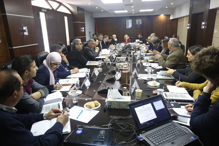 اجتماع لمتابعة تنفيذ الاستراتيجية الوطنية لإدارة النفايات الصلبة