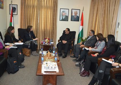 "التربية": خطوات عملية لتطبيق برنامج العيادات الإرشادية للطلبة