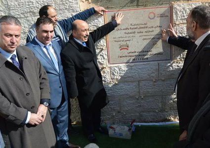 الحساينة يضع حجر الأساس لمركز الخليل للمعارض "هيبرون اكسبو"