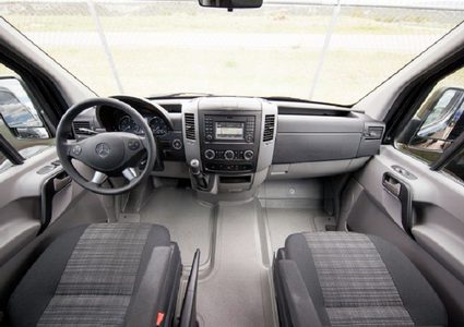 مرسيدس تطرح شاحنة مغلقة بمواصفات فريدة