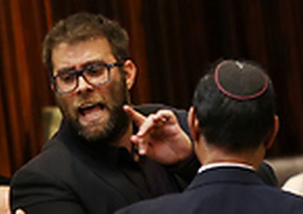 الكنيست الإسرائيلي يوقف "أورن حزان"عن العمل مدة 6 أشهر