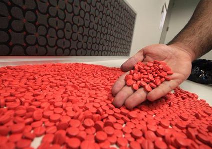 تفاصيل ضبط "190" كرتونة أترامال في خانيونس