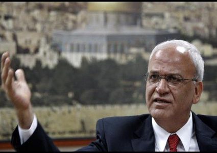 عريقات: منظمة التحرير ترفض إدراج هنية على قائمة الاٍرهاب