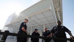 محتال" خطير" يطالب بسجن انفرادي لهذه الأسباب