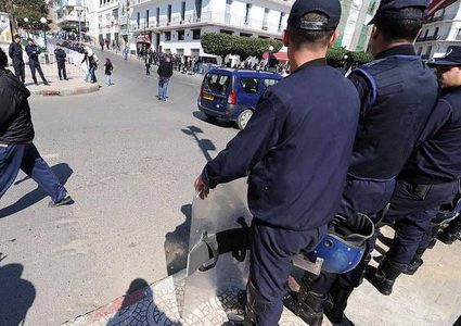 رجل "غاضب" يحرق زوجته الحامل في شهرها التاسع