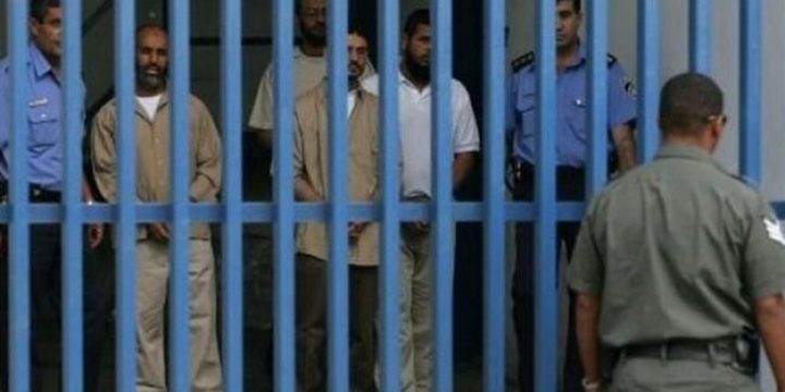 هيئة الأسرى توثق شهادات أسرى تعرضوا لاعتداءات أثناء اعتقالهم