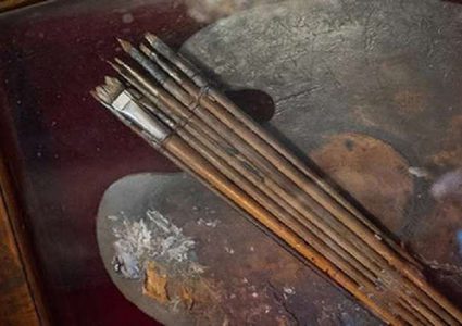 رسام طعن صديقه لأنه سأله عن "البطاطا"!