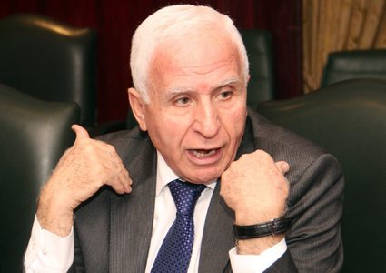 الأحمد يشارك في اجتماع دولي حول تمكين حكومة الوفاق الوطني