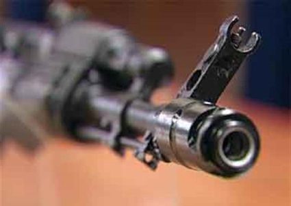 مقتل شاب 18عام  اثناء العبث بالسلاح مع شخص اخر في يطا